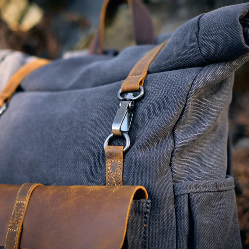 LENNO – Canvas Roller Backpack