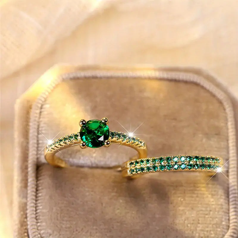 Serena Emerald Double Ring Gold Jewelry Set