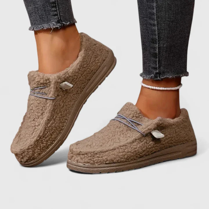 Nia | Orthopedic Slip-Ons