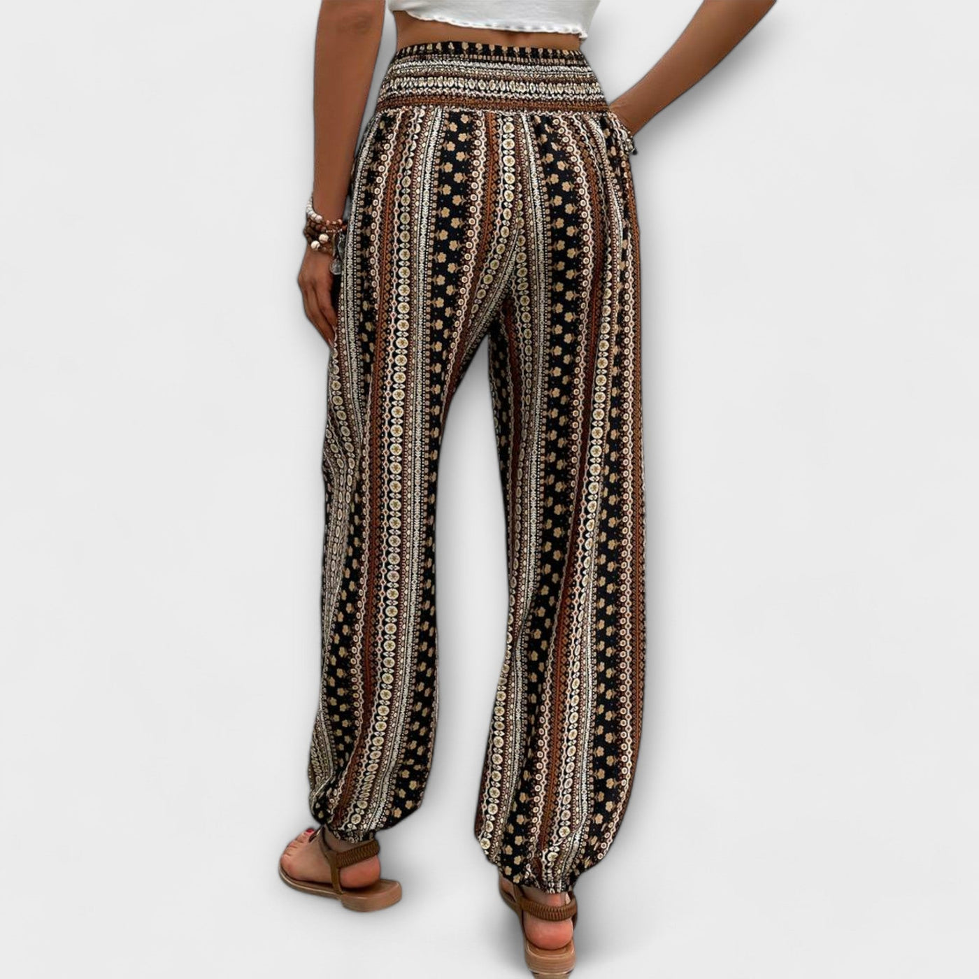 Scarlett - Pants with ethnic patterns