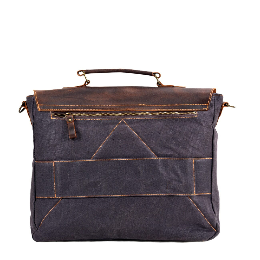 Vintage canvas messenger bag | Rheinhart
