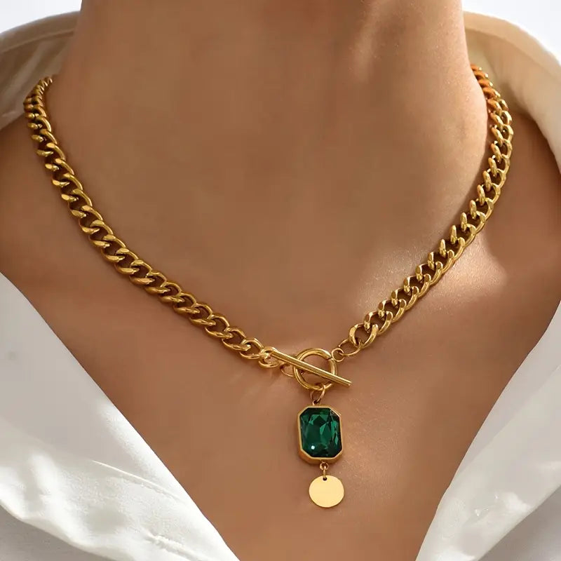 Thick chain emerald gold pendant necklace