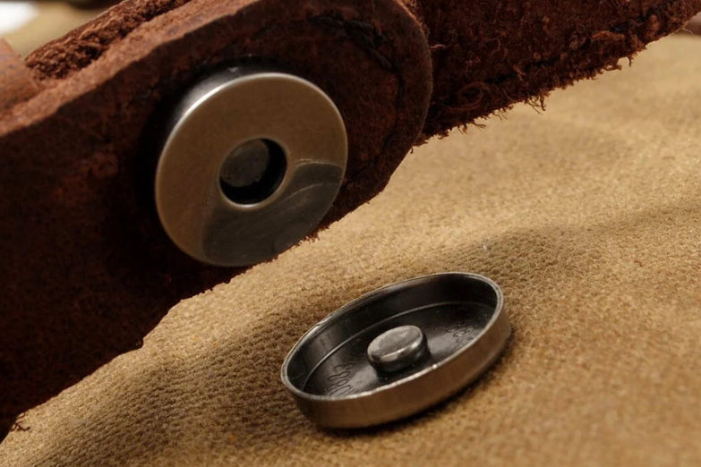 Canvas Messenger Bag | Klausburg