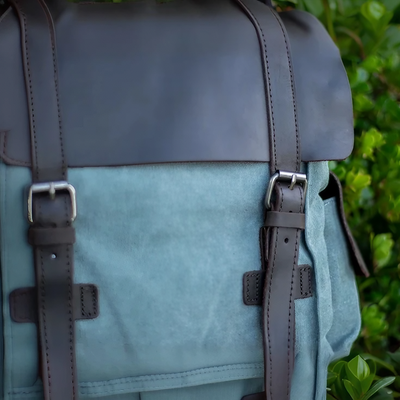 LENZIG – Men's rucksack with leather flap and laptop compartment