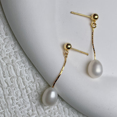French freshwater pearl earrings