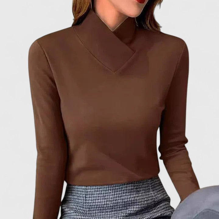 Yulienne | Elegant Turtleneck Sweater