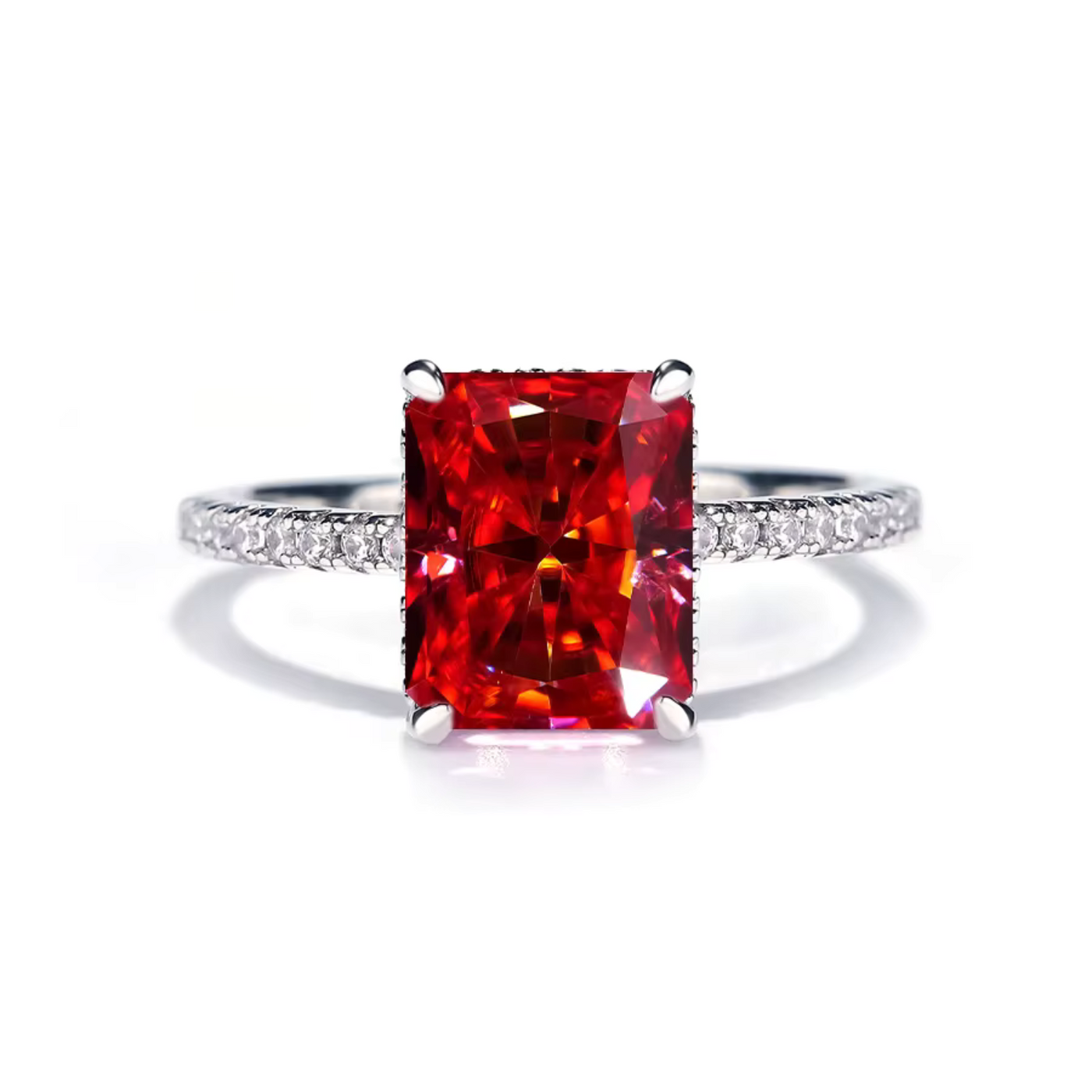 璀璨莫桑石戒指