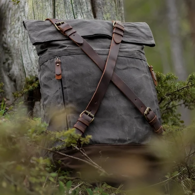 WEXEN – canvas backpack with cross straps