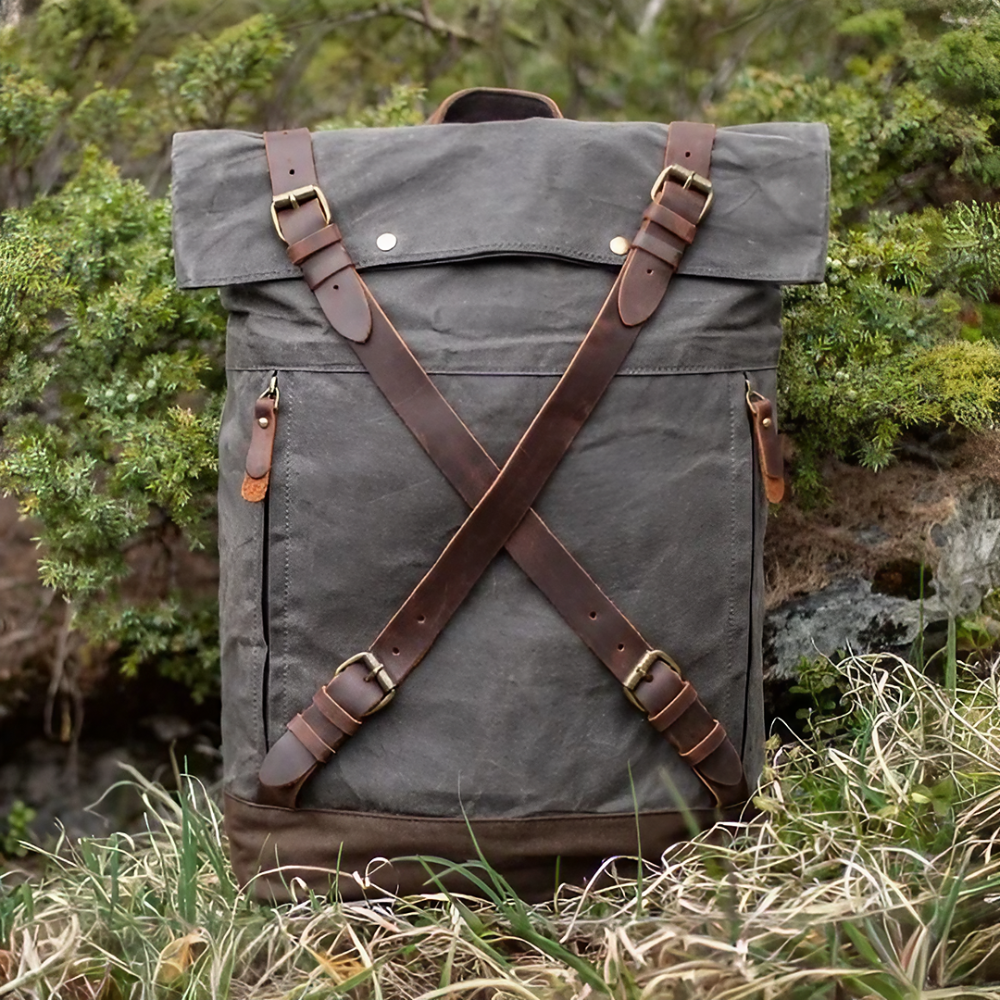 WEXEN – canvas backpack with cross straps