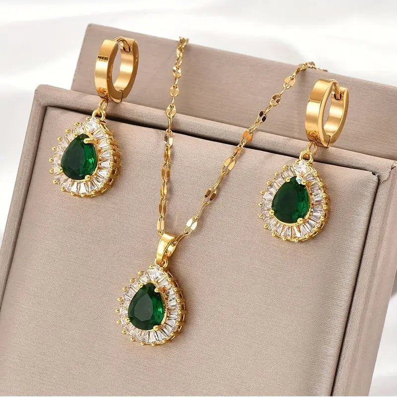 Rhea Lisadam Jewelry Set